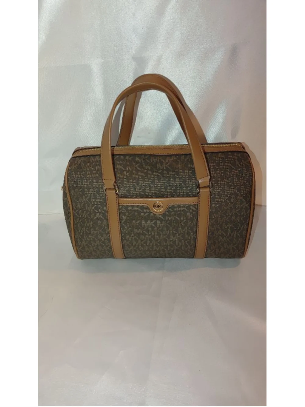 Michael Kors Jet Set Travel Medium Duffle Satchel